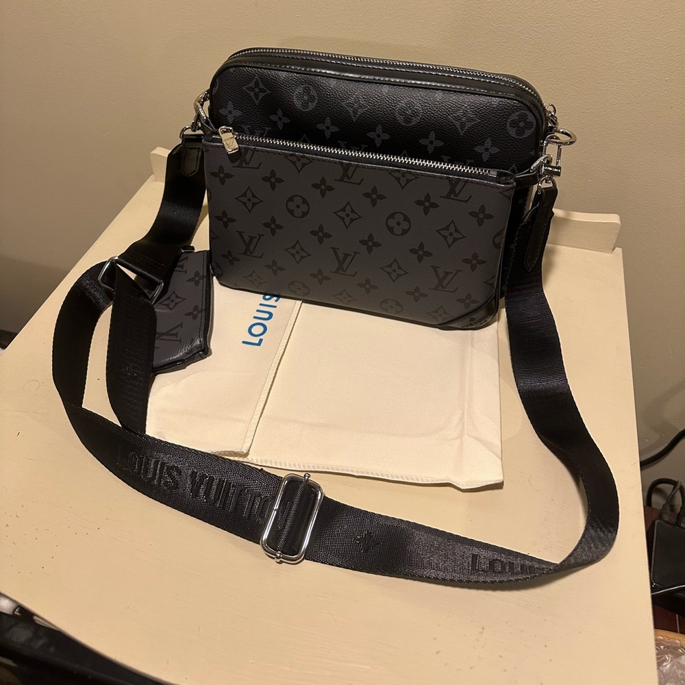 Louis Vuitton Crossbody Bag